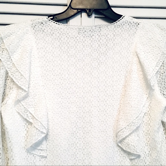 NWOT Simple Flavor White Ruffle Lace Poet Blouse M - Picture 10 of 15